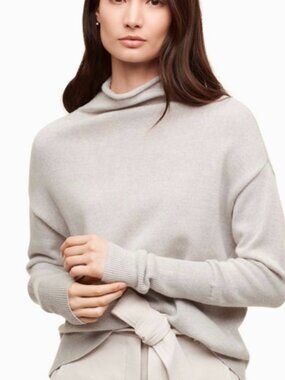 Aritzia Wilfred Cyprie Wool Turtleneck Sweater Size S Grey Cozy Knit